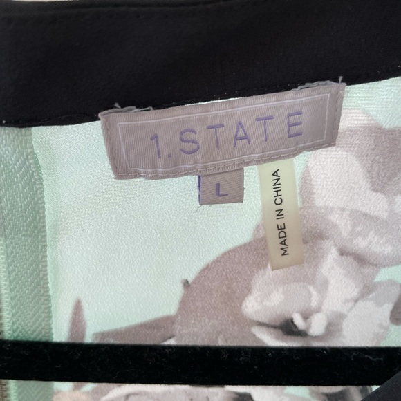 BRAND NEW FLORAL TOP - Picture 4 of 4